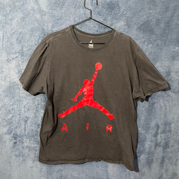 Vintage Air Jordan Black T-Shirt in Men’s Size 2XL - Picture 1 of 6